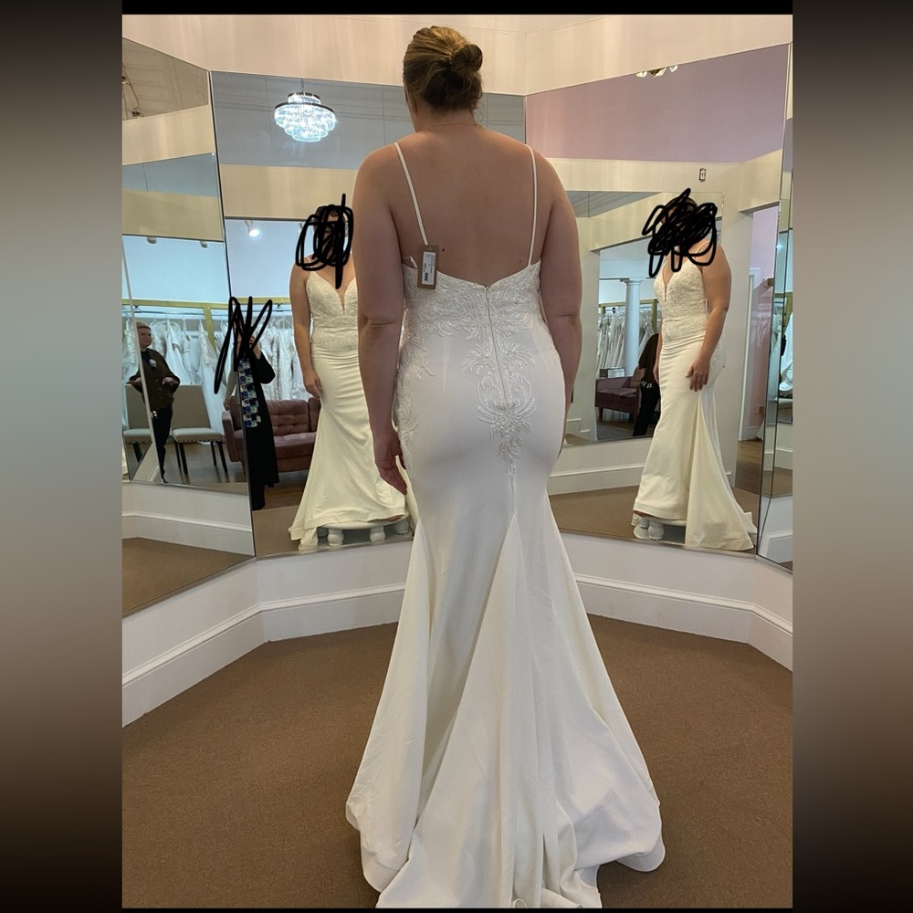 Wedding dress